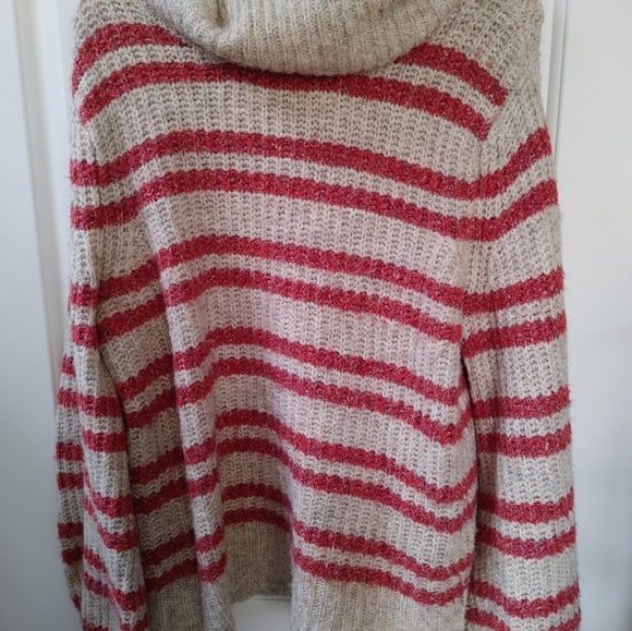 Wearing Your ❤️ On Your Sleeve Chunky Knit Turtleneck Sweater ~ L - Picture 2 of 11